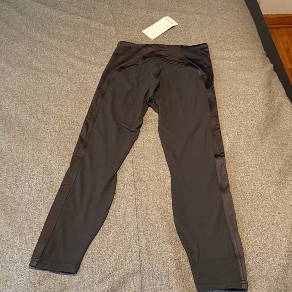 Lululemon Align No Line High Rise Pant 25” Satin, 10, NWT - Picture 5 of 6